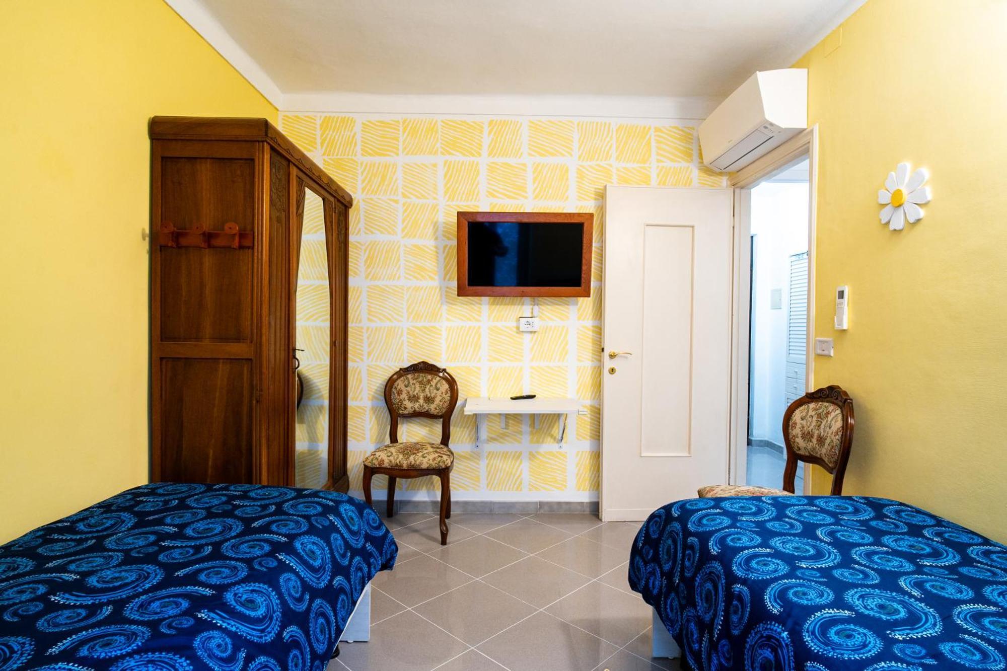 Casa Stefi Sunremo - Parcheggio Privato, 500 Mt Dalla Spiaggia Sanremo Esterno foto