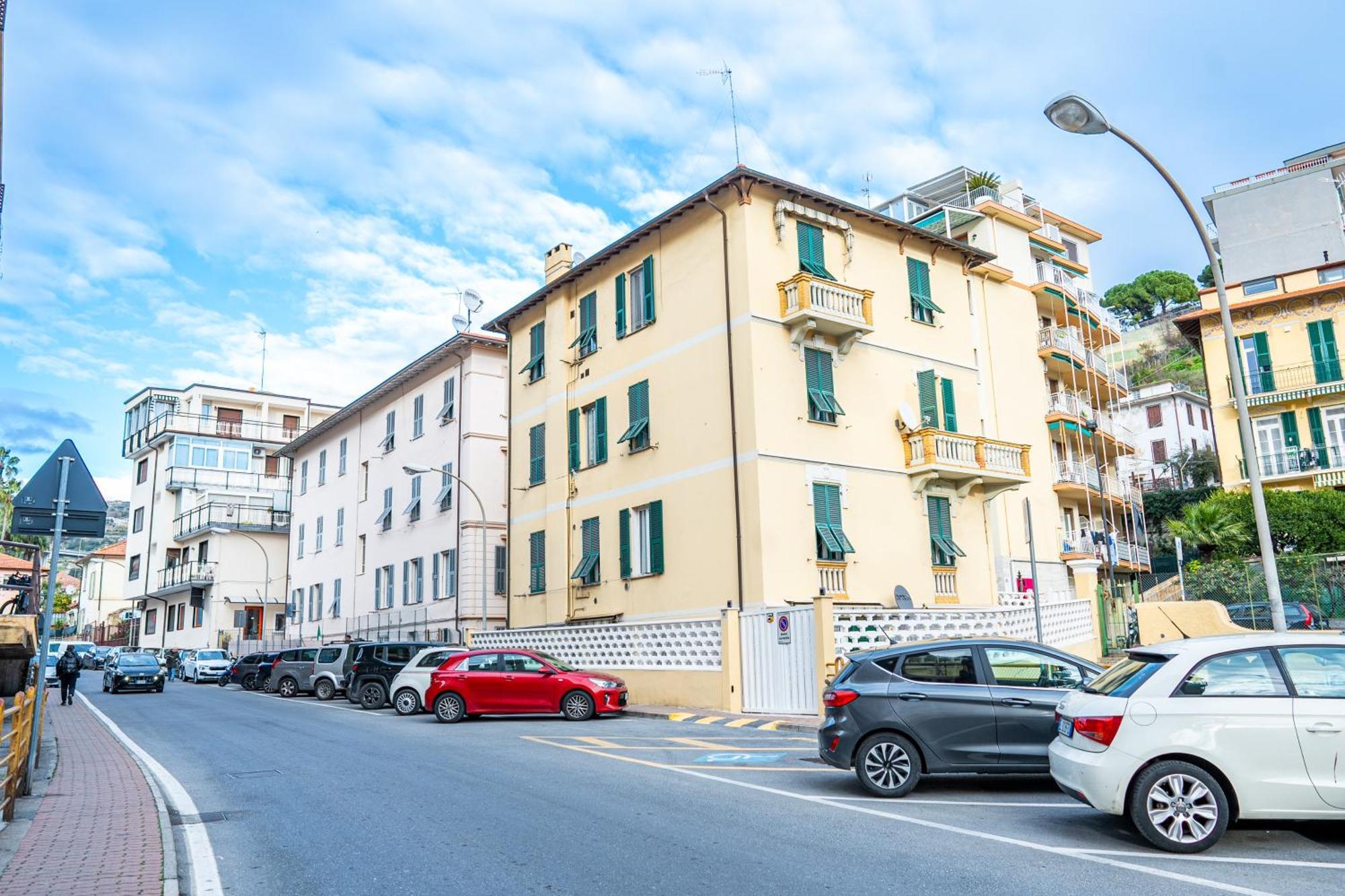 Casa Stefi Sunremo - Parcheggio Privato, 500 Mt Dalla Spiaggia Sanremo Esterno foto