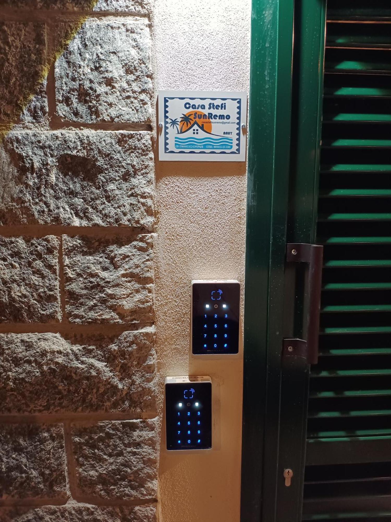 Casa Stefi Sunremo - Parcheggio Privato, 500 Mt Dalla Spiaggia Sanremo Esterno foto